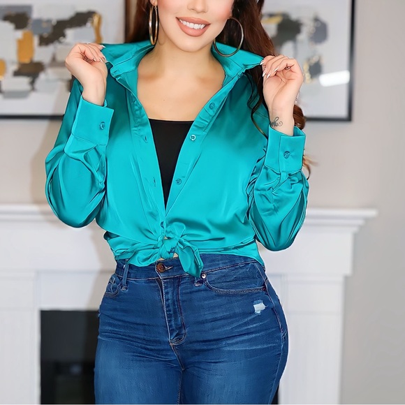 Munekawear Silk Button-Down Blouse - Picture 4 of 6